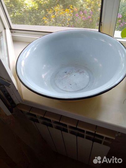 Таз эмалированный