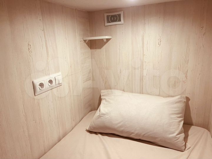 Комната 80 м², 2/2 эт.