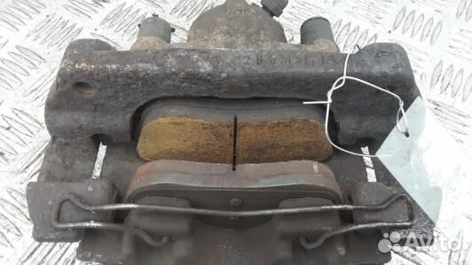 Суппорт тормозной передний правый renault megane 3