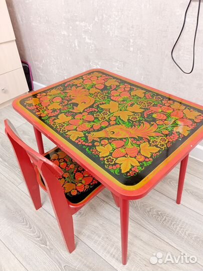 Детский стол и стульчик