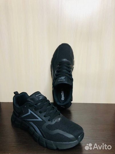 Кроссовки reebok новые