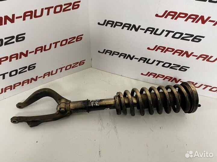 Амортизатор передний правый Honda Elysion RR3 3.0