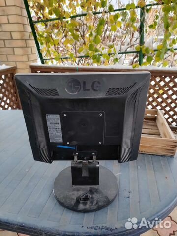 Монитор LG