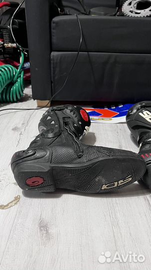 Мотоботы sidi