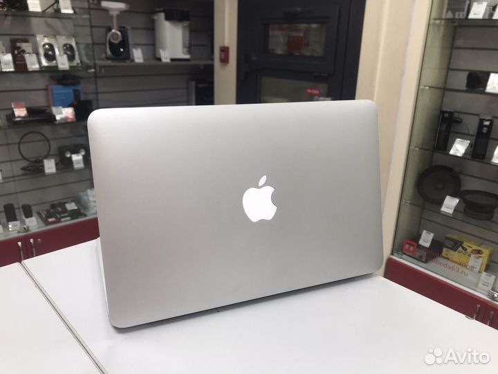 Г34 Apple MacBook Air 11 2015