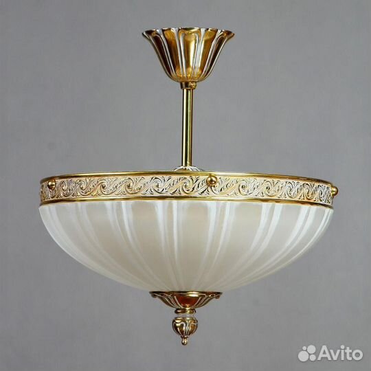 Люстра металл и стекло на кухню классика