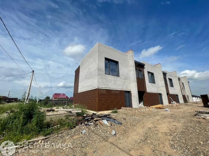 Таунхаус 200 м² на участке 3 сот.