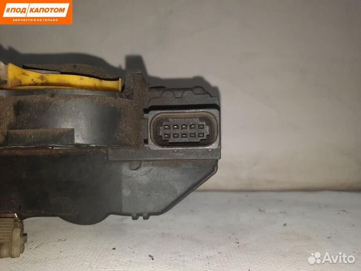 Замок двери задней левой Chevrolet Cruze 13579555