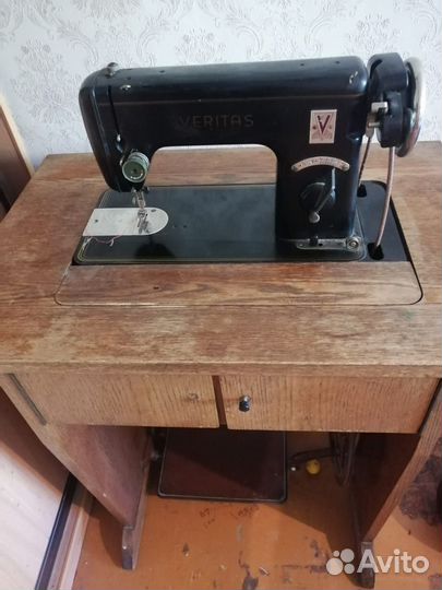 Швейная машина Veritas