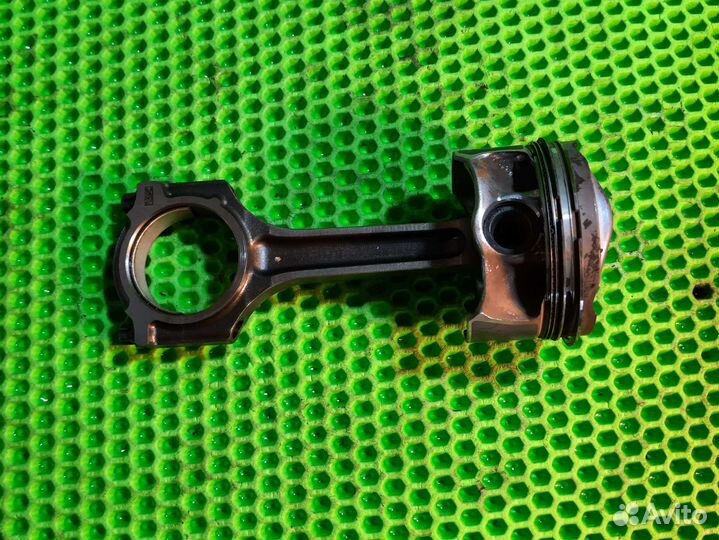 Поршень с шатуном в сборе Ford Kuga 2