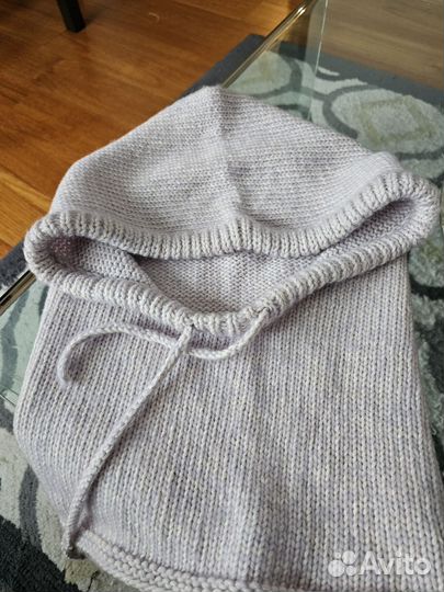 Капор женский вязаный