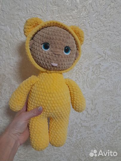 Игрушка вязаная пупс