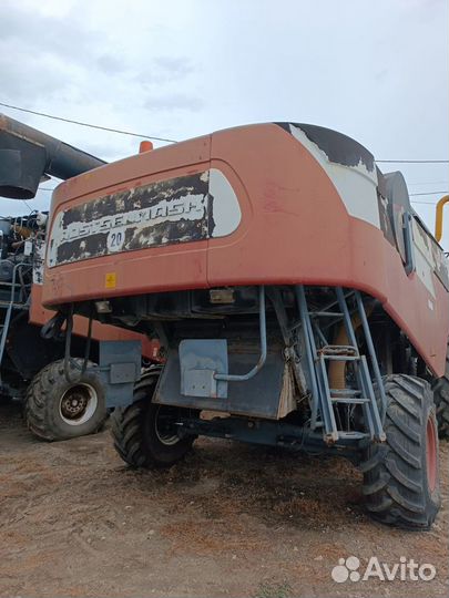 Комбайн Ростсельмаш Torum 740, 2009