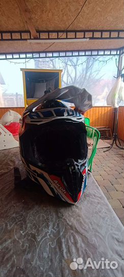 Кроссовый шлем airoh