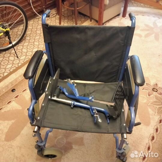Инвалидная коляска