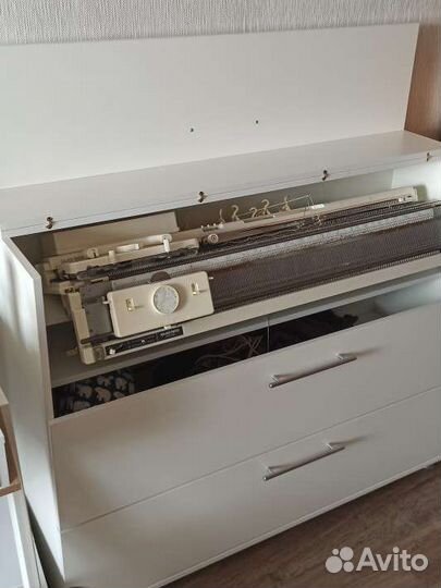 Стол тумба для вязальной машины