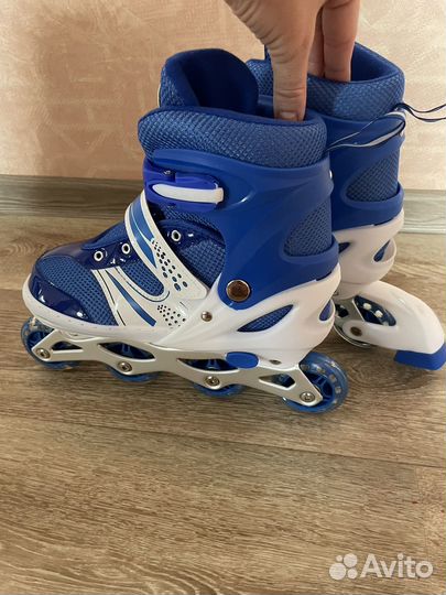 Роликовые коньки новые