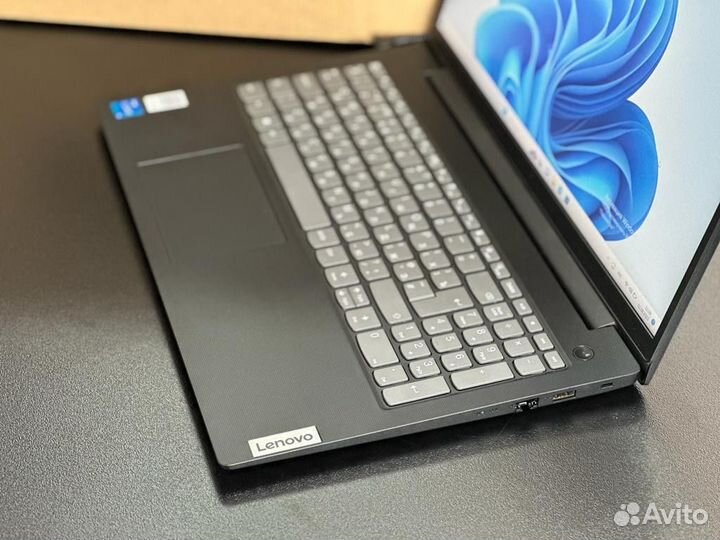 Ноутбук lenovo core i5-1135G7/hdd 1tb/15.6 FHD