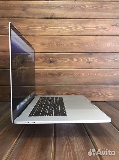 Apple MacBook Pro 15 2018