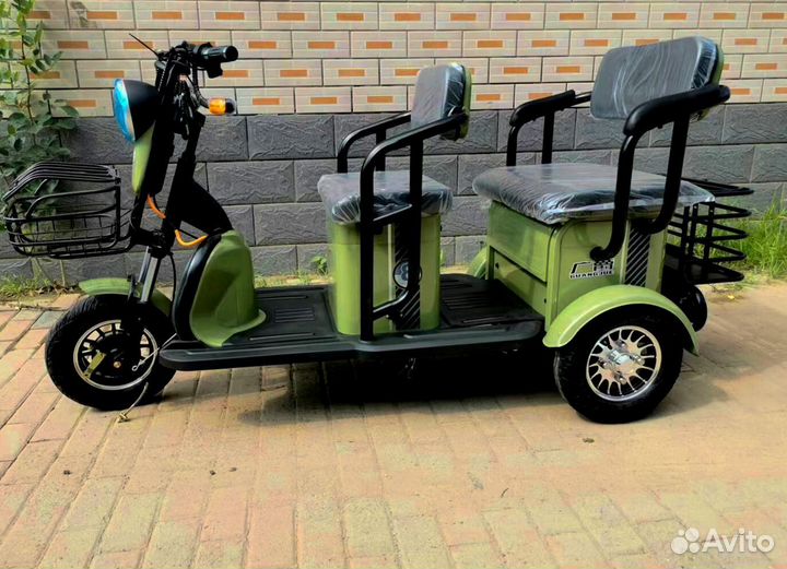 Трицикл двухместный новый