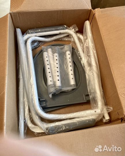 Кресло туалет для инвалидов и пожилых людей