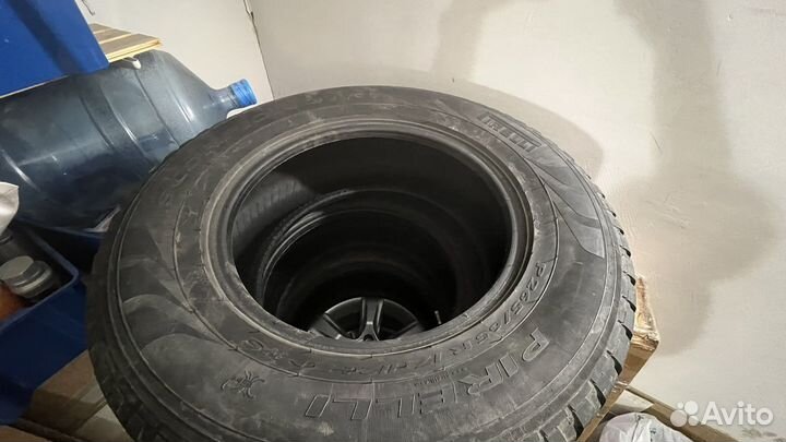 Pirelli Scorpion 265/65 R17