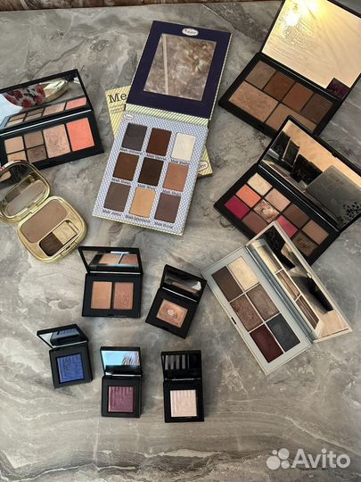 Палетка тени косметика