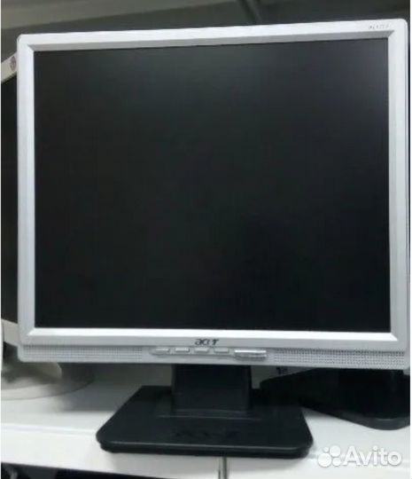 Монитор TFT 17