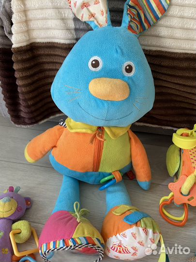 Развивающие игрушки пакетом