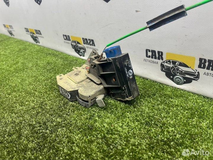 Замок двери задней левой BMW 5
