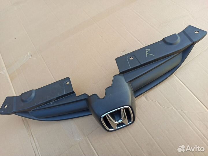 Honda Fit Aria решетка радиатора