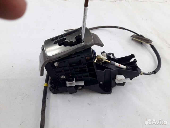 Селектор АКПП Toyota Avensis T250