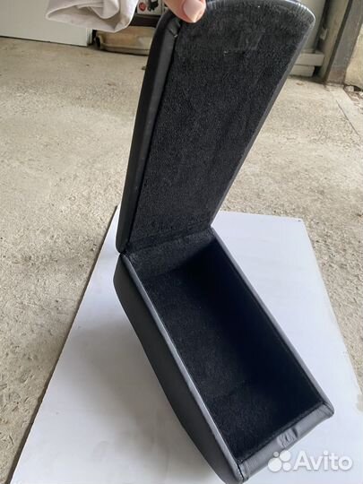 Подлокотник на ваз 2114,15