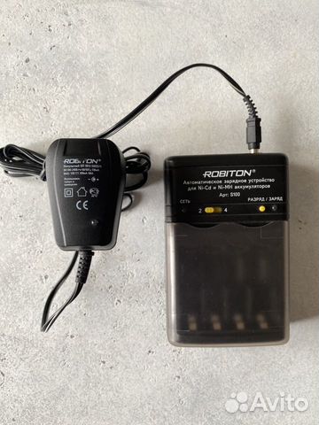 Зарядное устройство Robiton smart s100