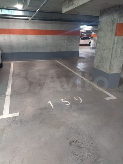 Машиноместо, 14 м²