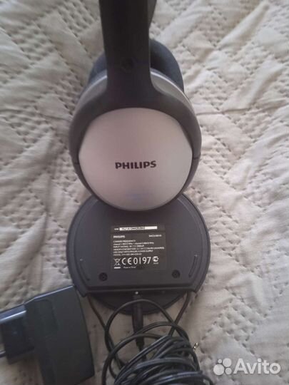 Беспроводные наушники Phillips shc5100/10