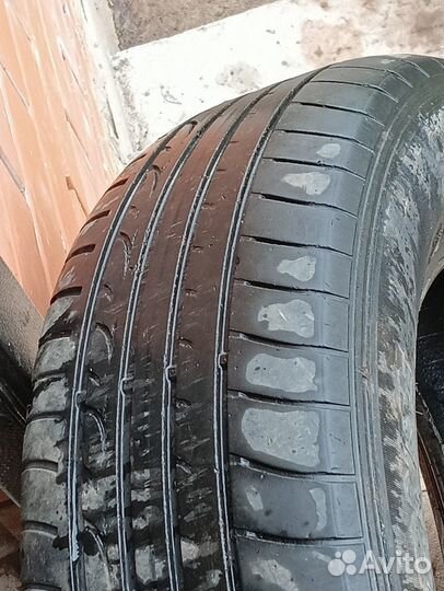 Dunlop SP Sport 01 215/65 R16
