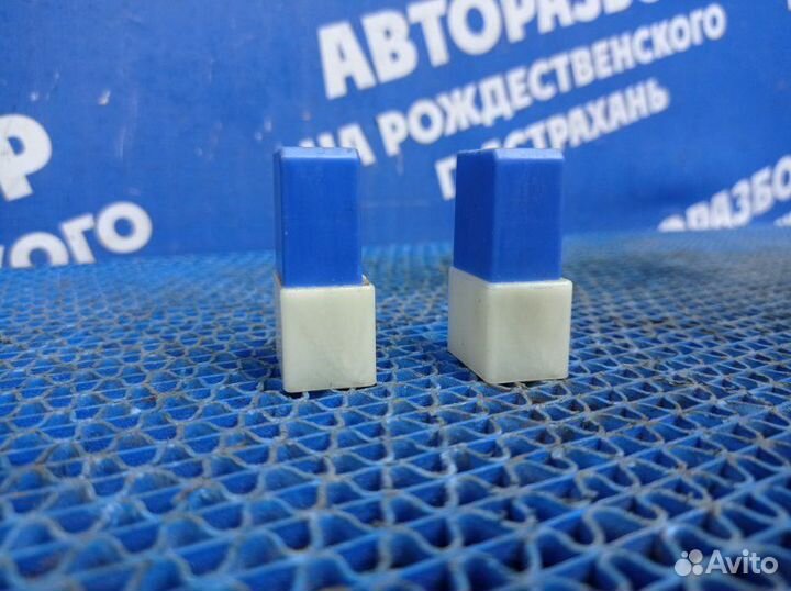 Реле Nissan Teana J32 седан 2009