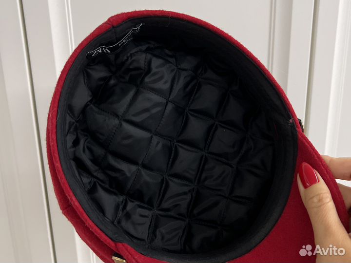 Кепка женская Zara