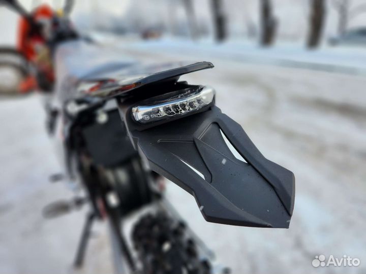 RegulMoto seven PRO 17/14