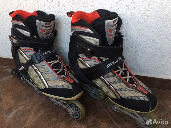 Роликовые коньки