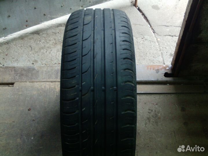 Continental ContiPremiumContact 2 215/60 R17 96H