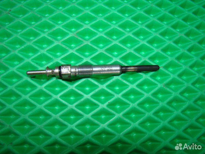 Свеча накаливания BMW 5 E39 m47 бмв 5 е39 м47