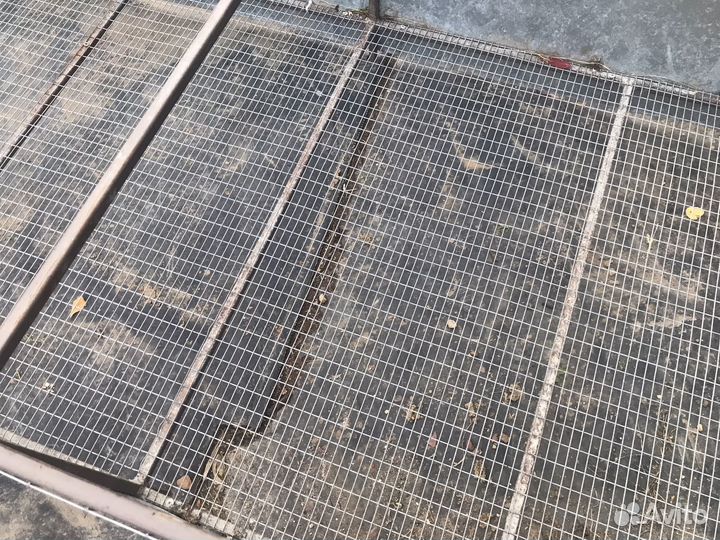 Большая клетка для птиц