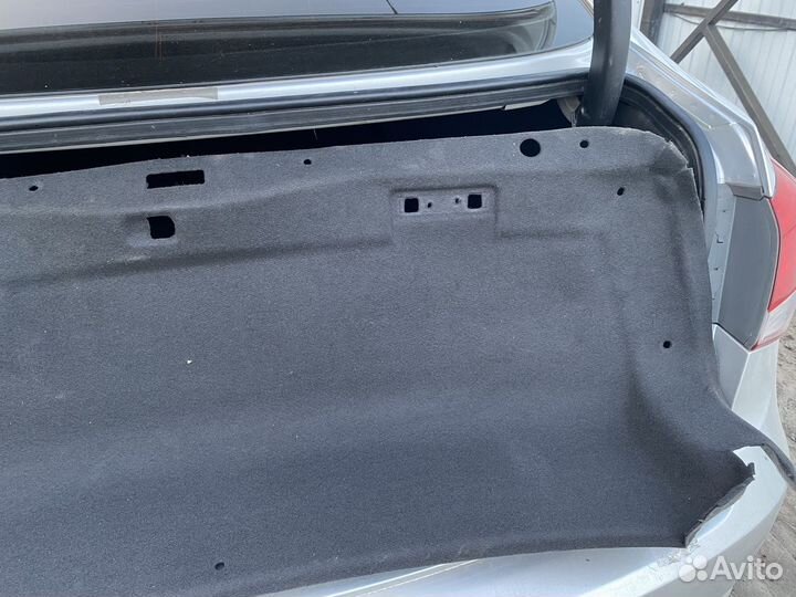 Обшивка багажника