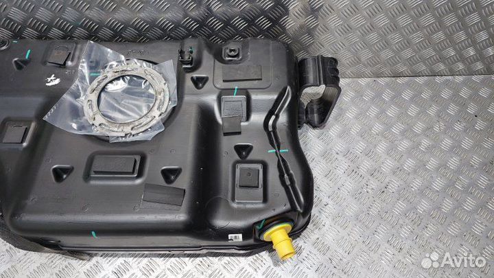 Б/У Б/У Бак топливный Состояние хорошее, оригинал