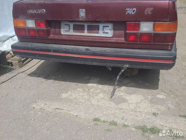 Бампер задний volvo 740