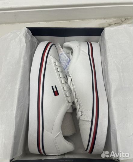 Tommy Hilfiger 38 (8) новые кеды оригинал