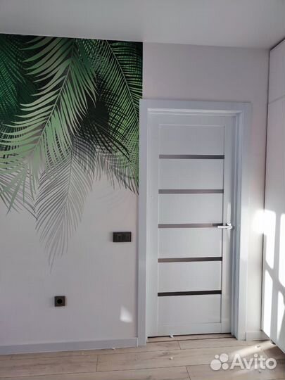 Белые глянцевые двери комплект