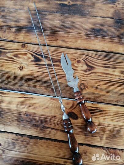 Шампур с деревянными ручками